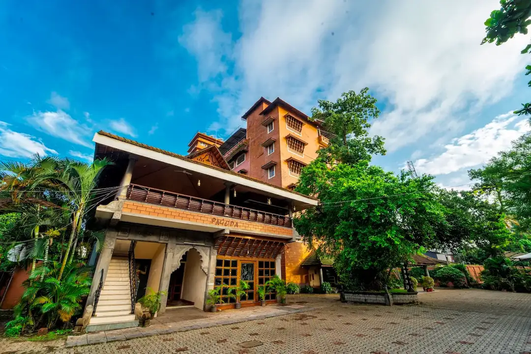 alleppey pagoda resorts travel gaint sn enterprises
