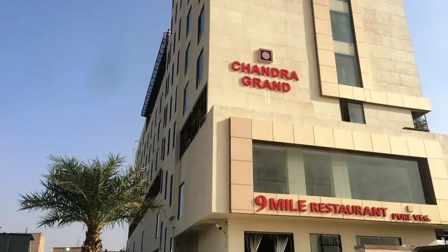 Forts and Palaces of Rajasthan (2N Jaipur + 1N Ranthambore + 2N Udaipur + 1N Jodhpur + 2N Jaisalmer) jodhpur chandra grand travel giant (sn enterprises)