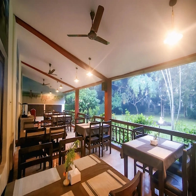 8 Days Nepal Heritage & Wildlife Tour | Kathmandu, Pokhara, Chitwan chitwan chitwan paradise travel giant sn enterprises