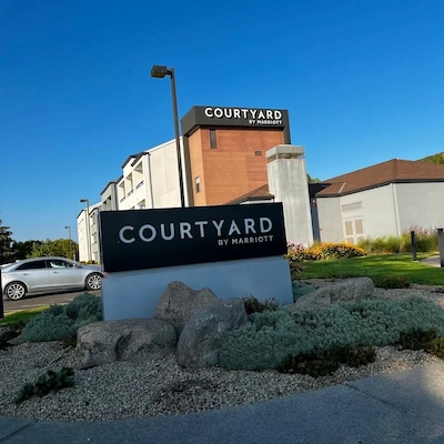 fresno courtyard by marriott fresno travel giant sn enterprises