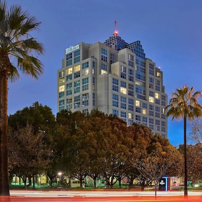 los angeles hilton glendale travel giant sn enterprises